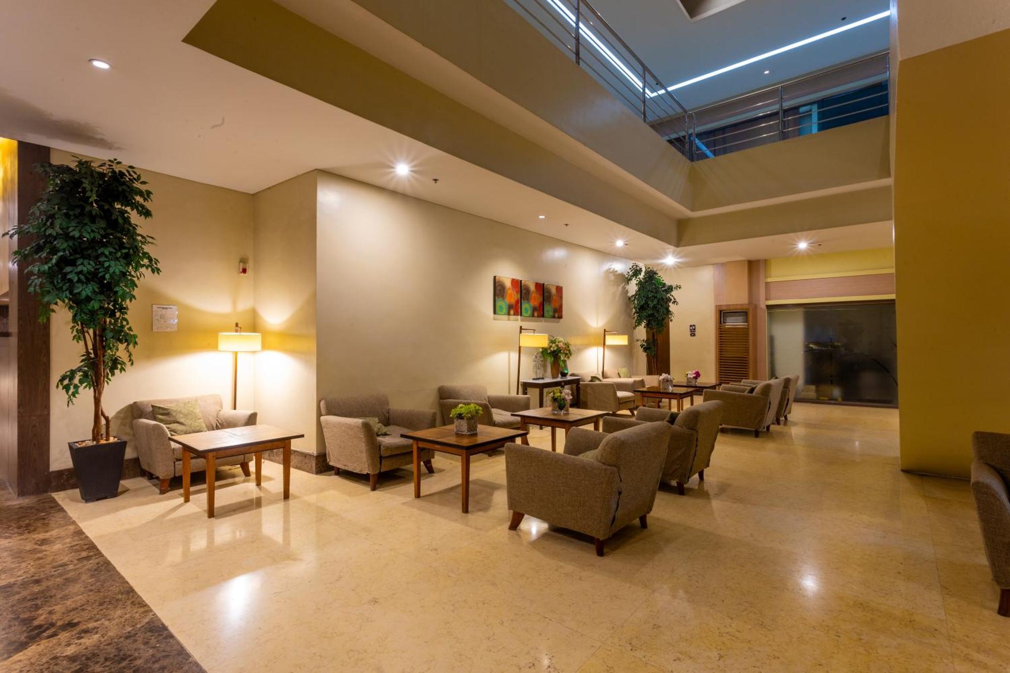 La Breza Hotel Quezón by Eksteriør bilde