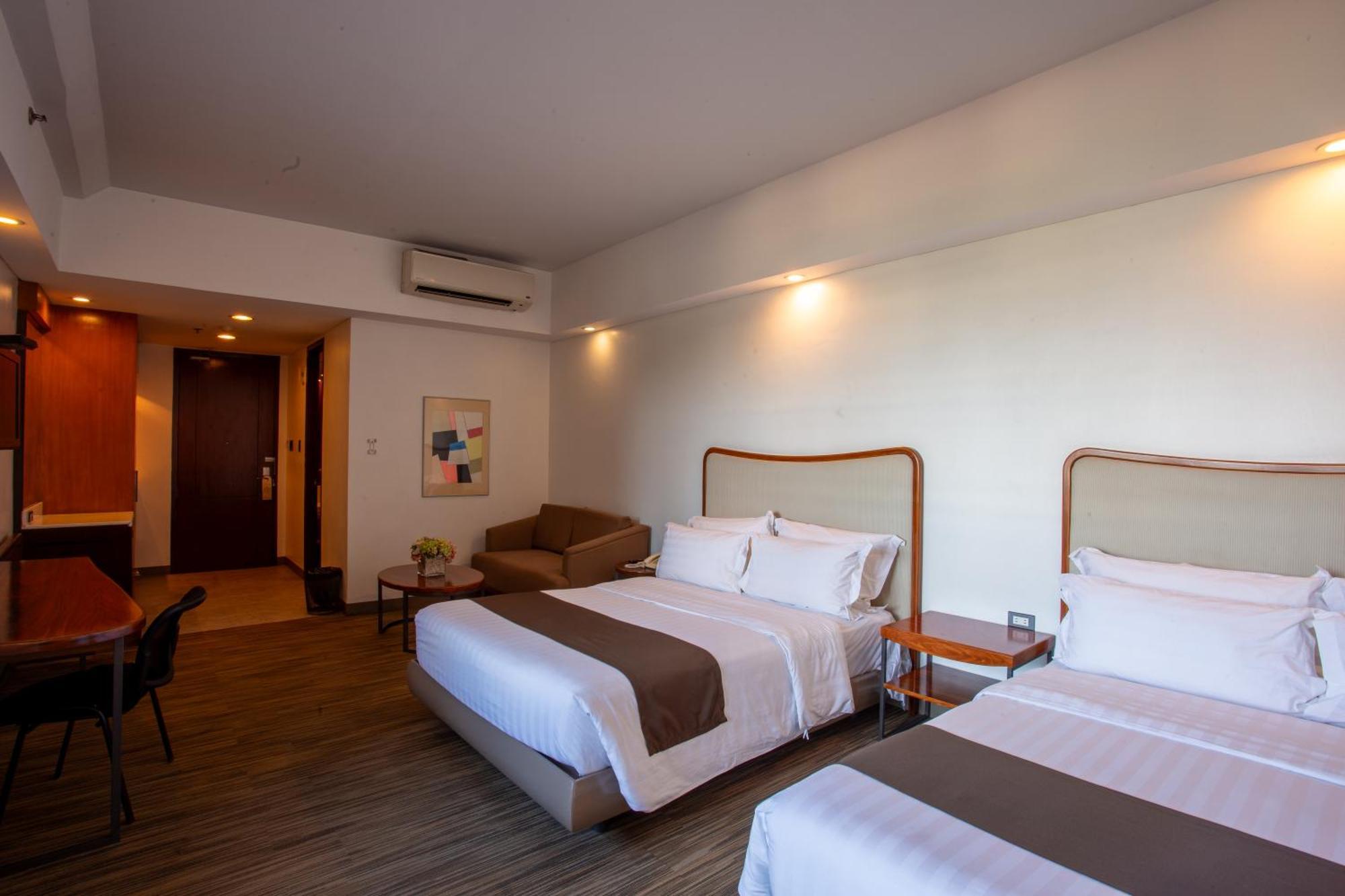 La Breza Hotel Quezón by Eksteriør bilde