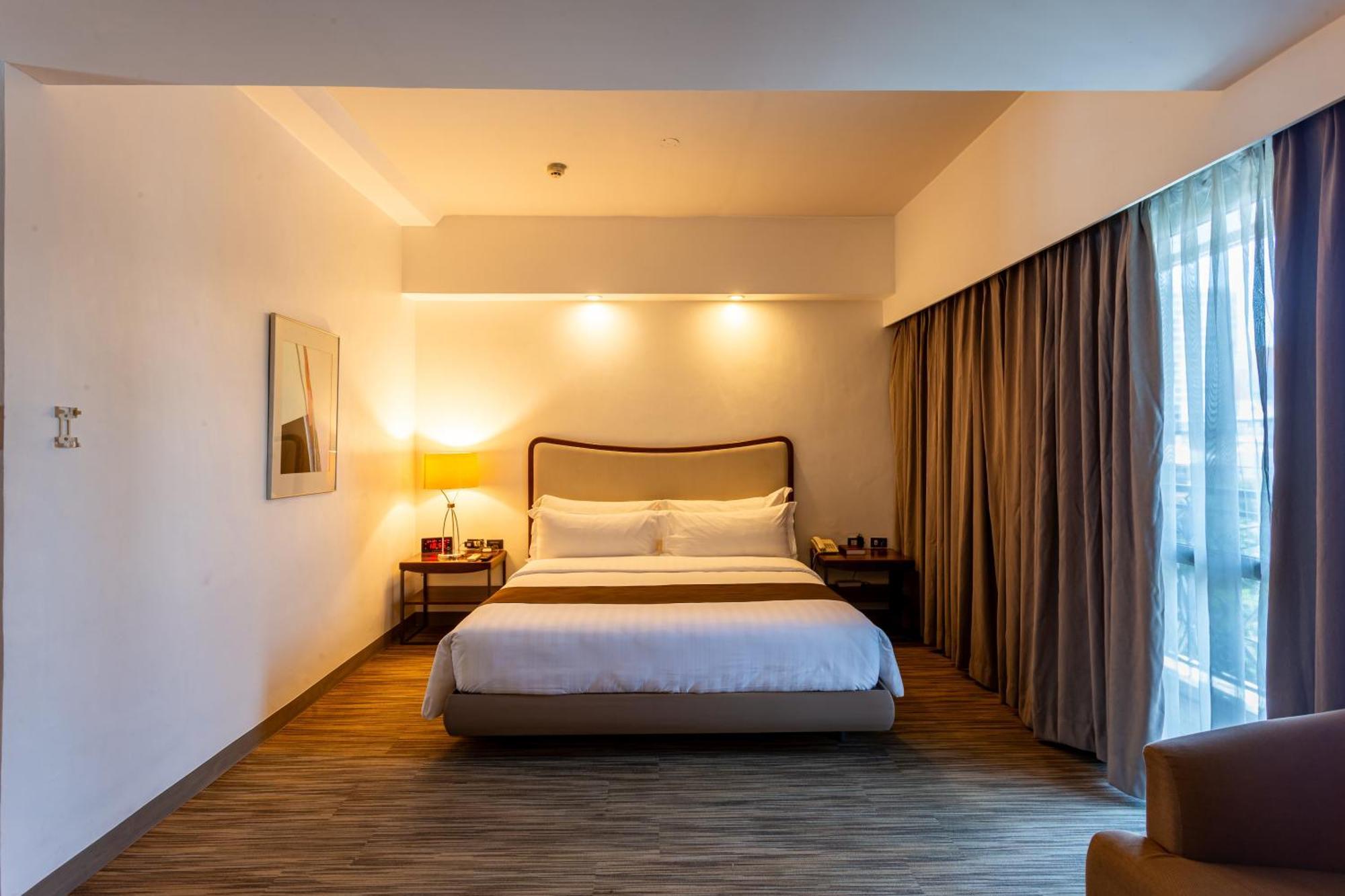La Breza Hotel Quezón by Eksteriør bilde